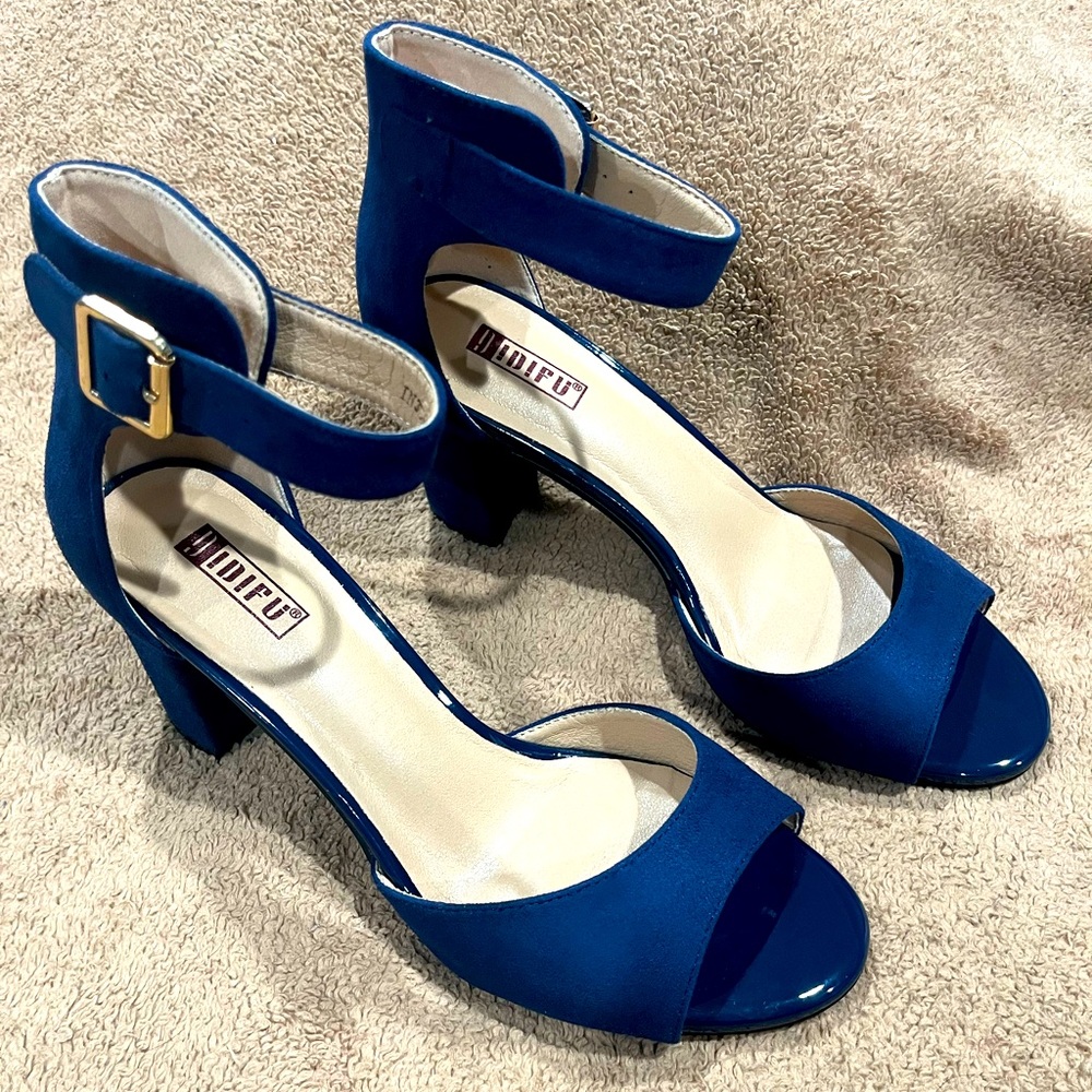 IDIFU Women's IN3 Amy Block‎ Heel Dress Sandals Open Toe Shoe with Round Buckle